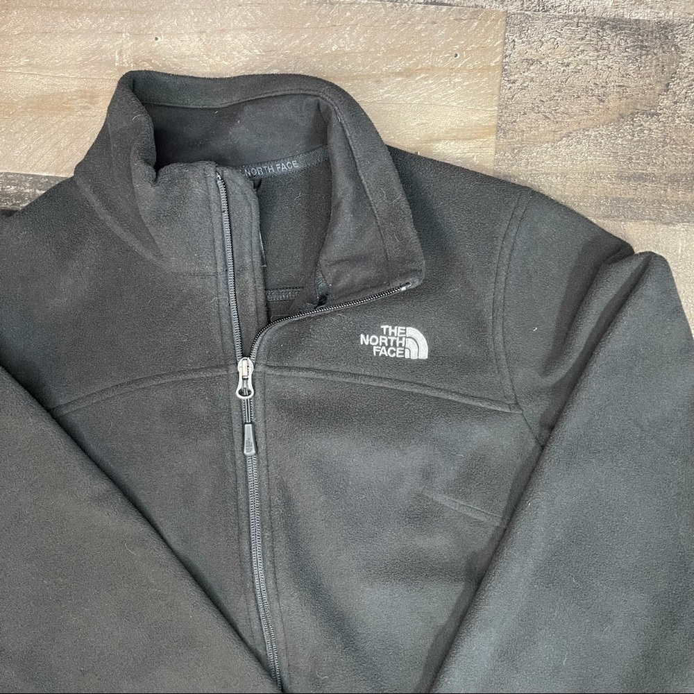 The North Face Like New Thick Fleece Jacket size Medium - Picture 4 of 13